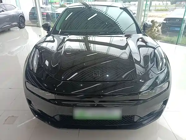 Zeekr 001 2023