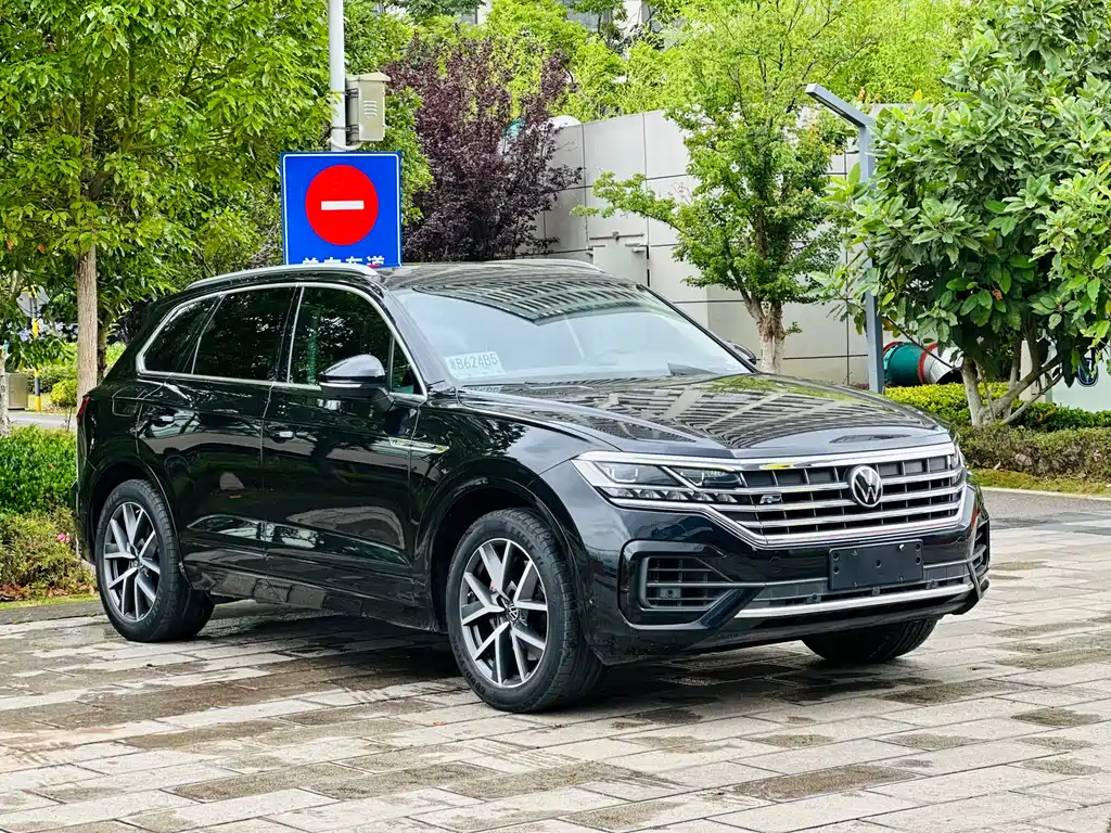 Volkswagen Touareg 2021 — фото 3