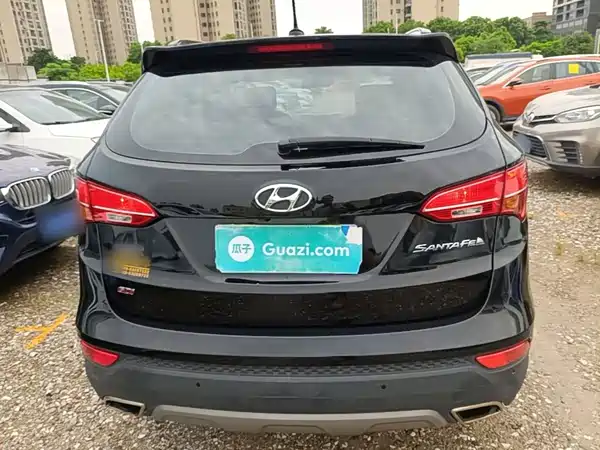 Hyundai Santa Fe 2015