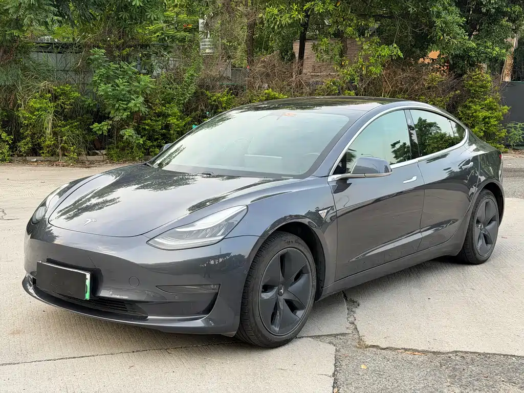 Tesla Model 3 2019 — фото 1