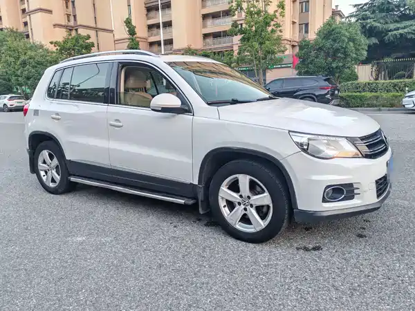 Volkswagen Tiguan 2011