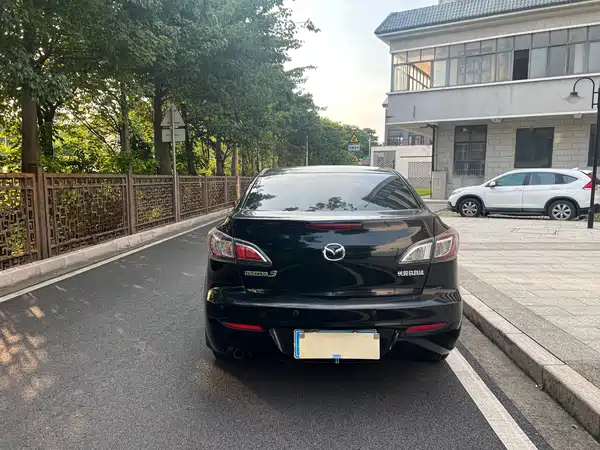 Mazda 3 Xingcheng 2012