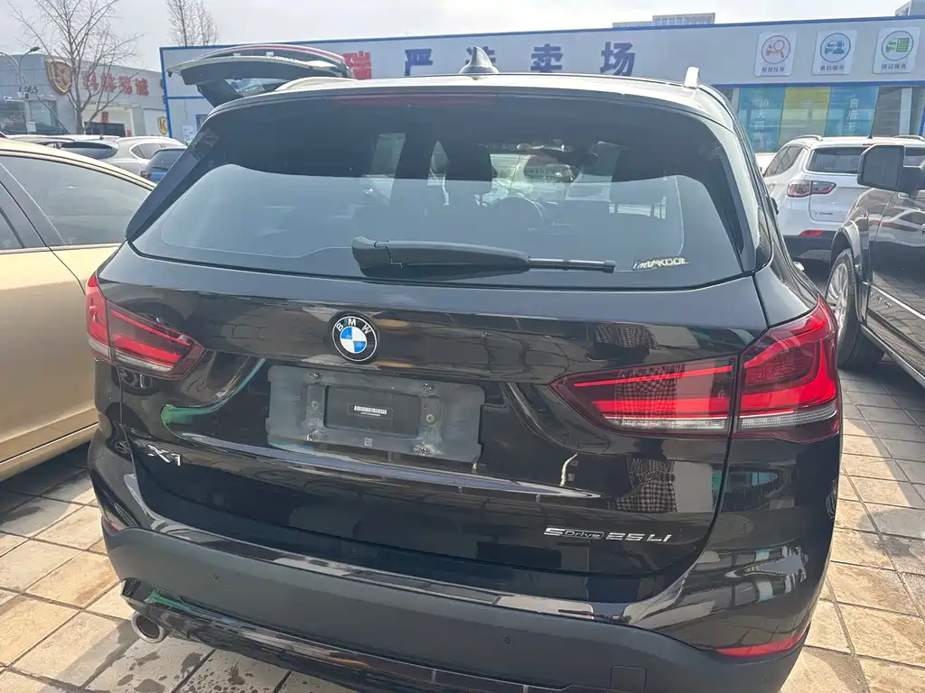 BMW X1 2021 — фото 14