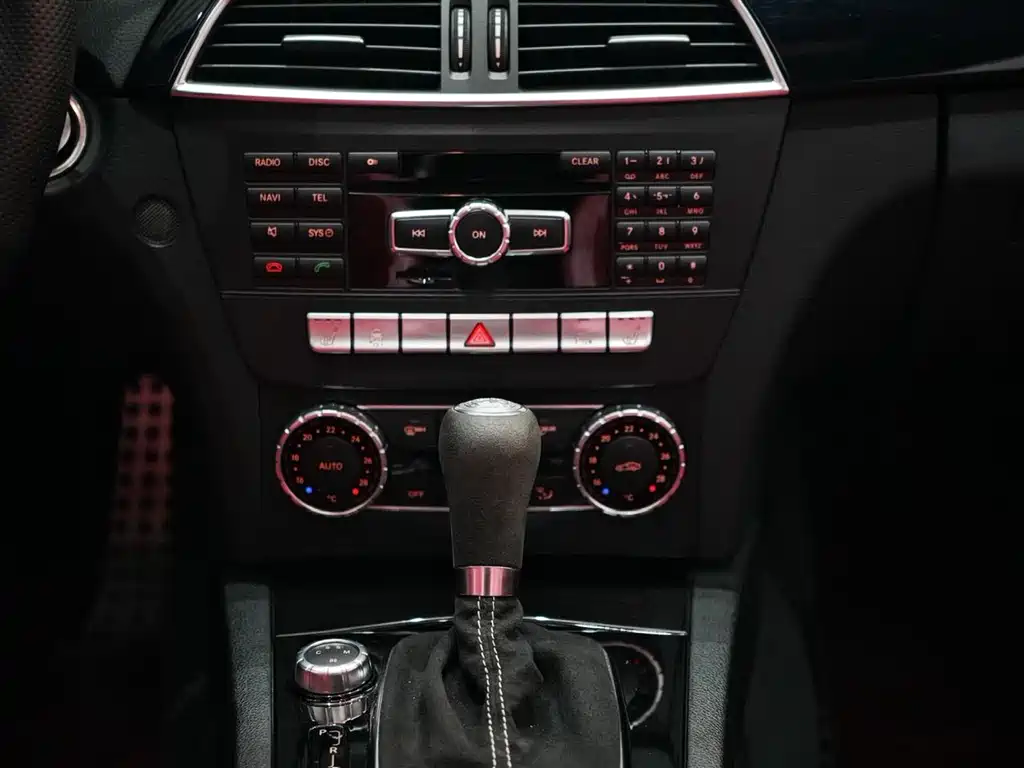 Mercedes-Benz C-Class AMG 2015 — фото 15