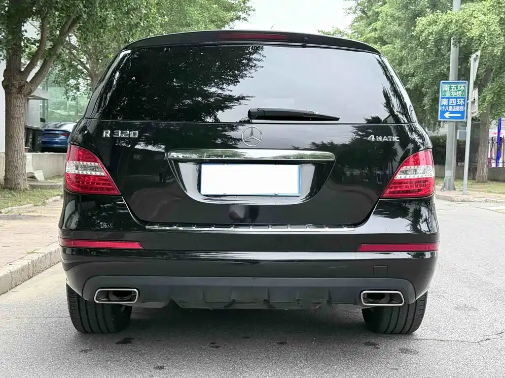 Mercedes-Benz R-Class 2017 — фото 5
