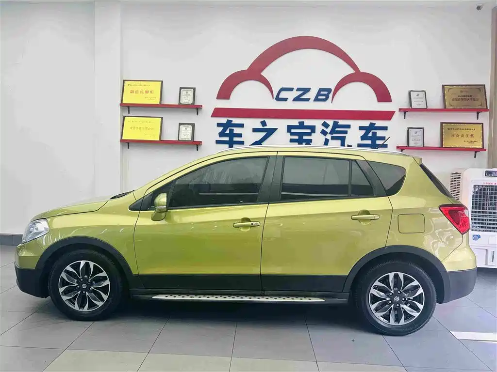 Suzuki S-Cross 2014 — фото 4