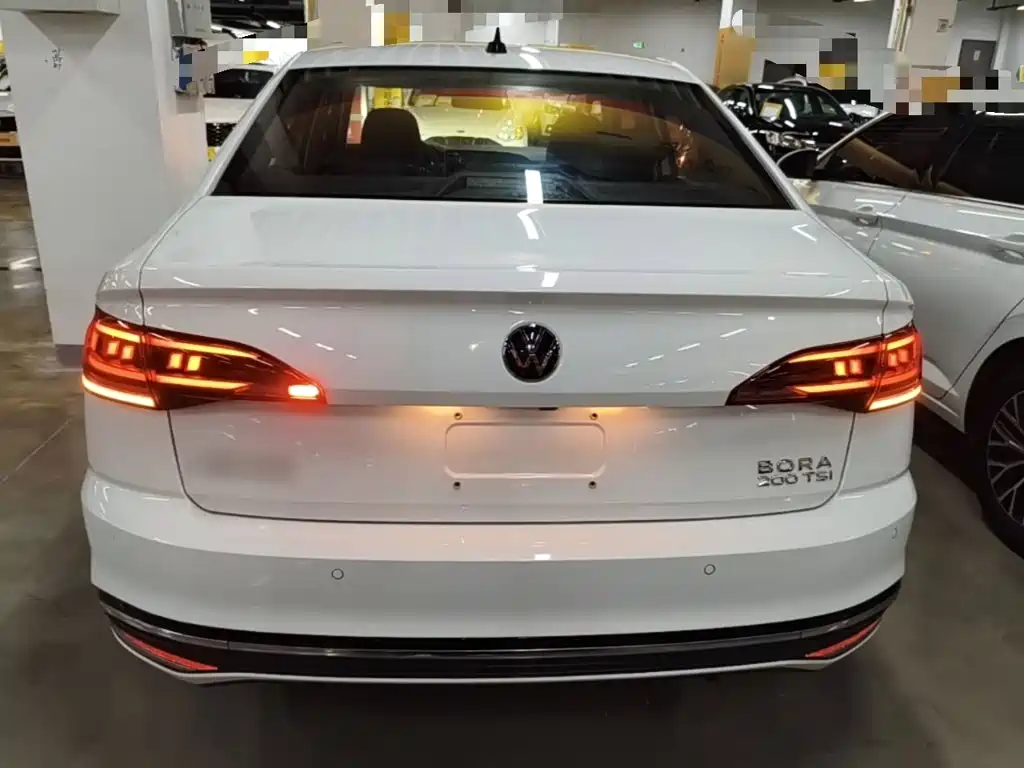 Volkswagen Bora 2024