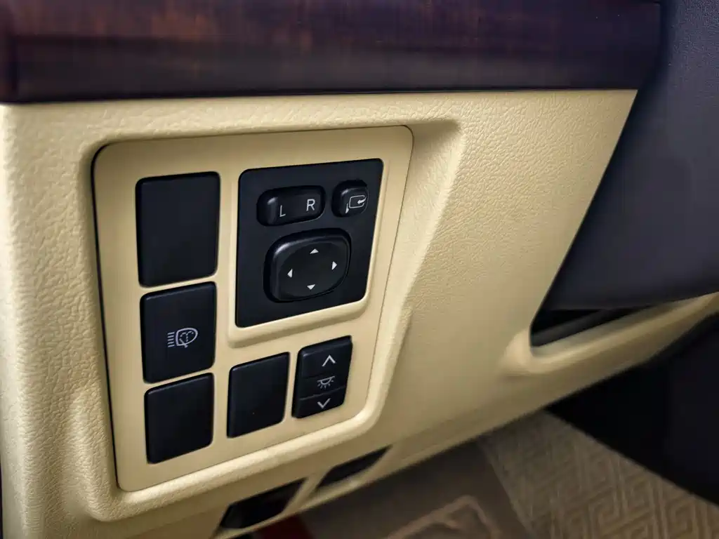 Toyota Prado 2017 — фото 8