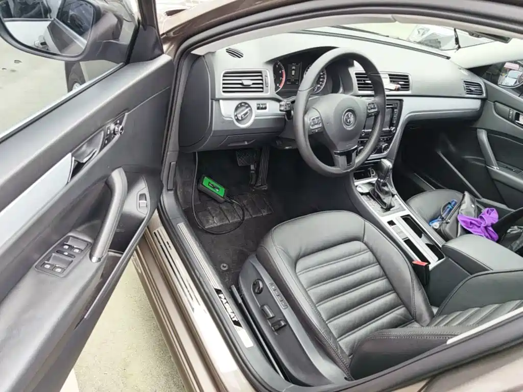 Volkswagen Passat 2015 — фото 16