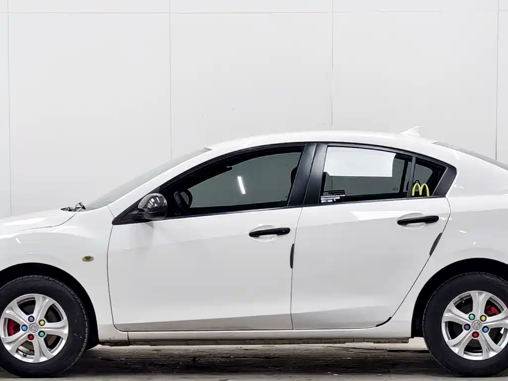 Mazda 3 Xingcheng 2015 — фото 7