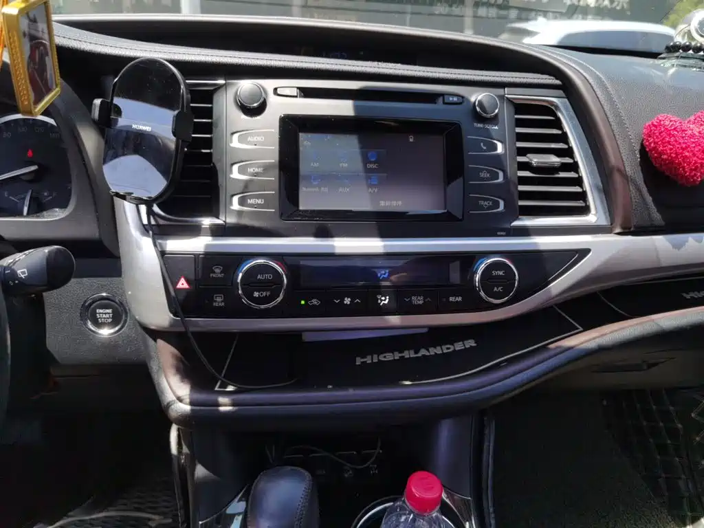 Toyota Highlander 2019 — фото 10
