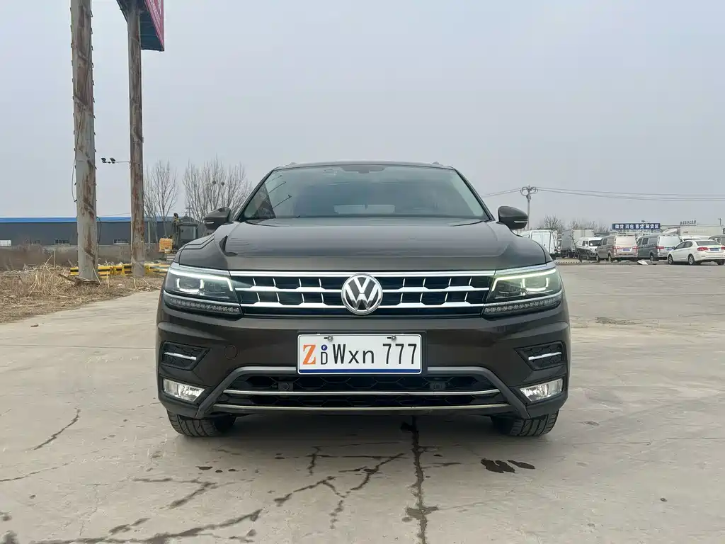 Volkswagen Tiguan L 2018 — фото 2
