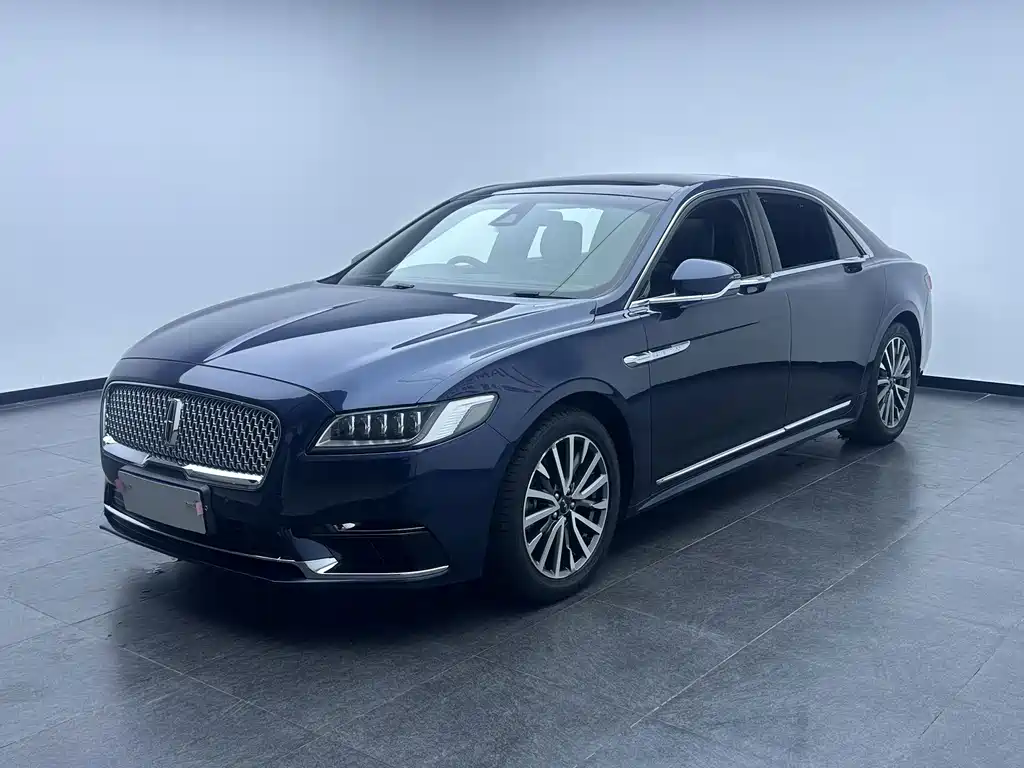 Lincoln Continental 2018 — фото 1