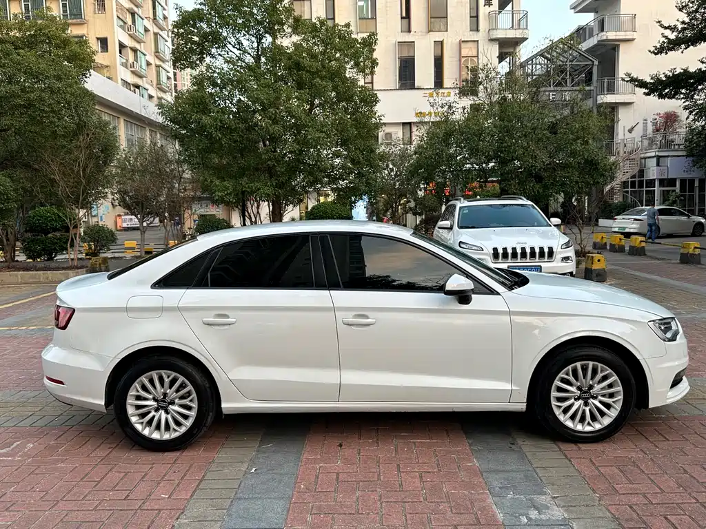 Audi A3 2015 — фото 6