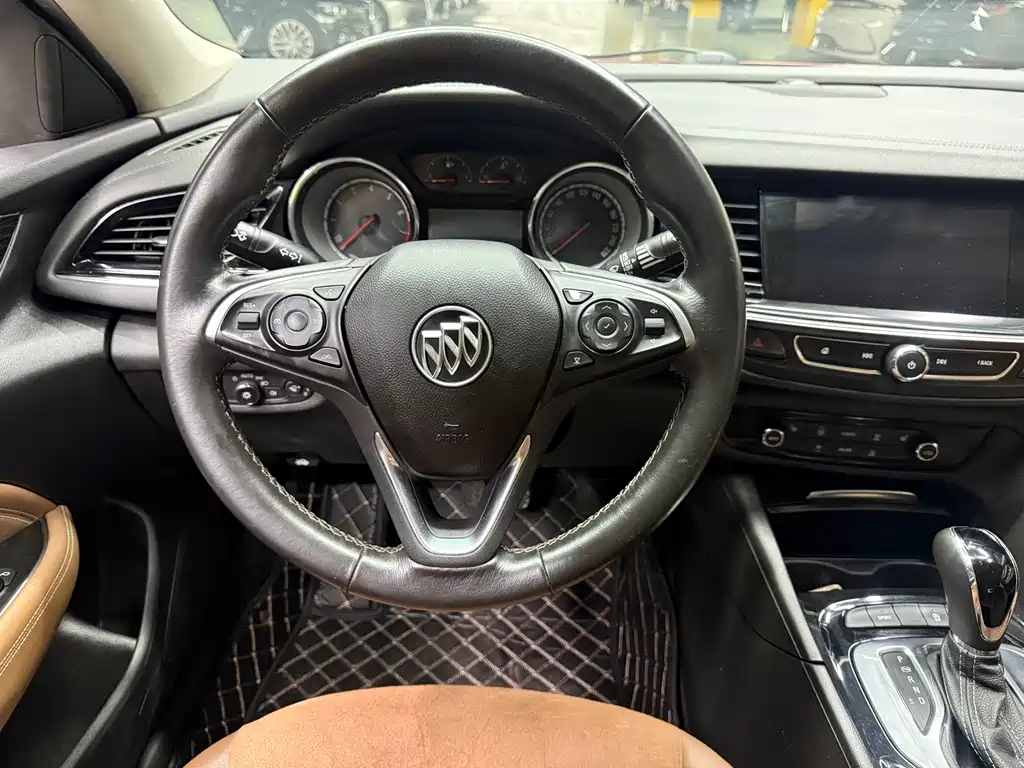 Buick Regal 2019 — фото 13