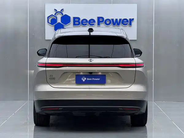 NIO ES8 2023
