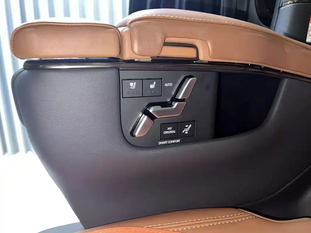 Toyota Vellfire 2025 — фото 21