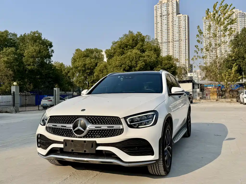 Mercedes-Benz GLC 2021 — фото 1