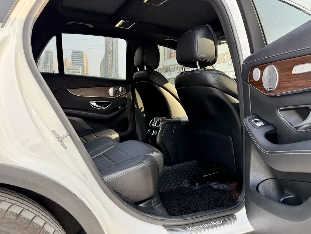 Mercedes-Benz GLC 2021 — фото 17