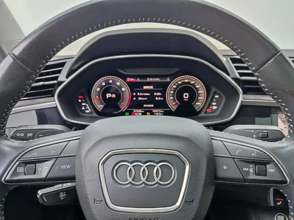 Audi Q3 2022 — фото 19