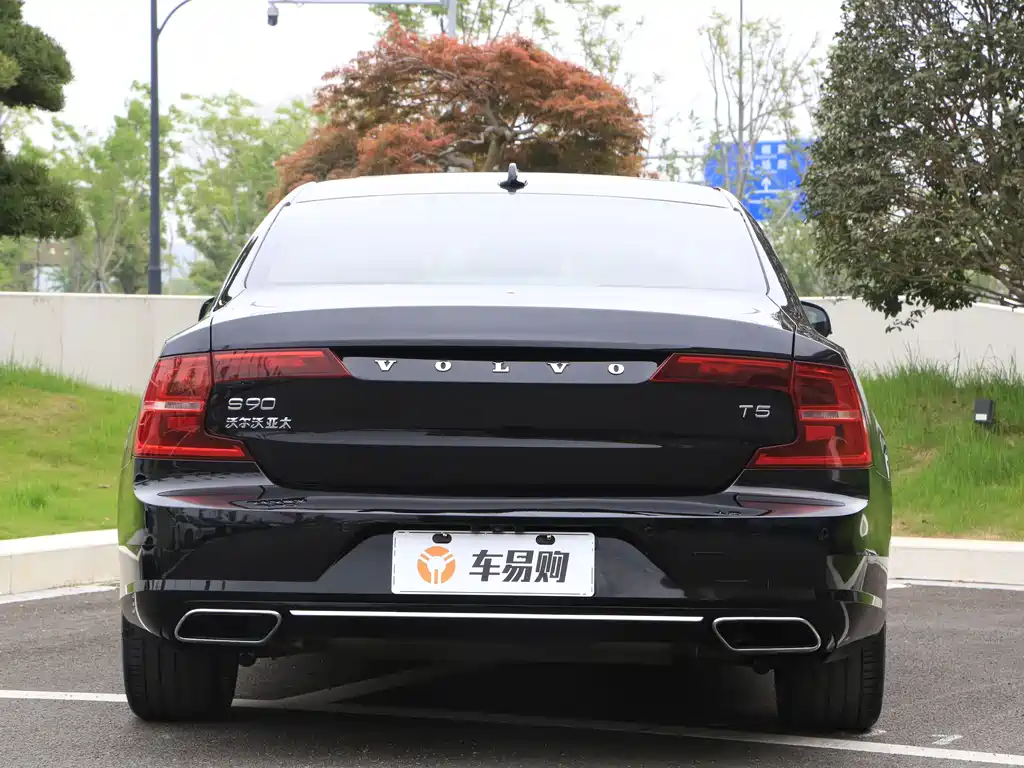 Volvo S90 2018 — фото 20