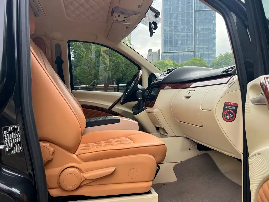 Mercedes-Benz Vito 2015 — фото 15