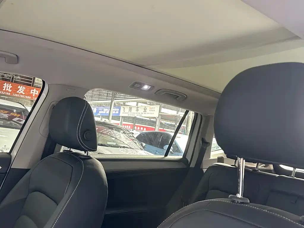 Volkswagen Tiguan L 2019 — фото 14
