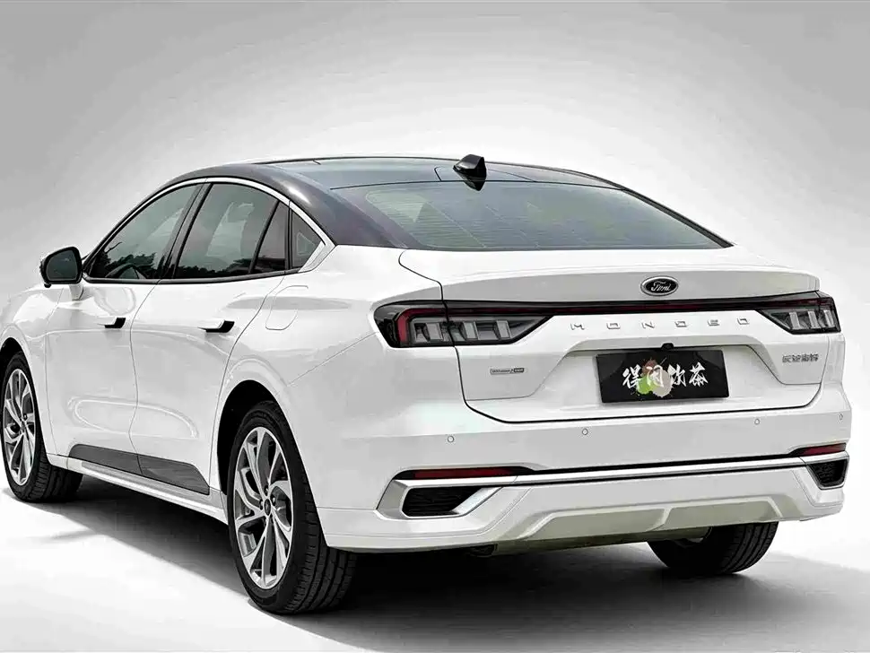 Ford Mondeo 2024 — фото 10