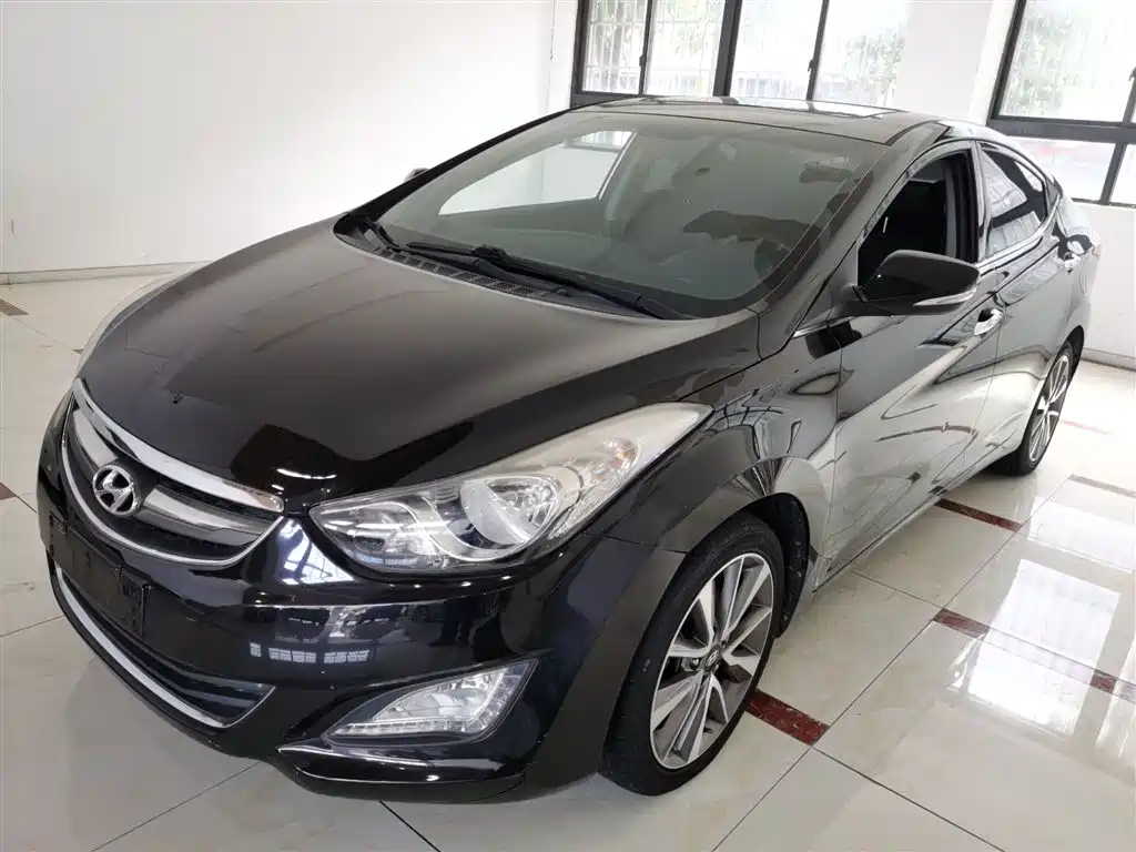 Hyundai Elantra Langdong 2015 — фото 1
