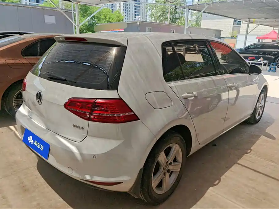 Volkswagen Golf 2016