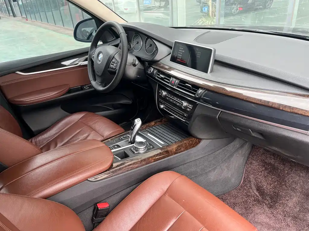 BMW X5 2015 — фото 15