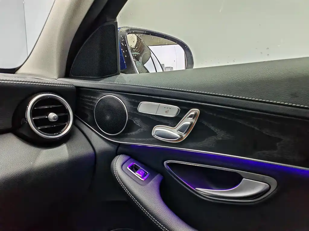 Mercedes-Benz C-Class 2021 — фото 15