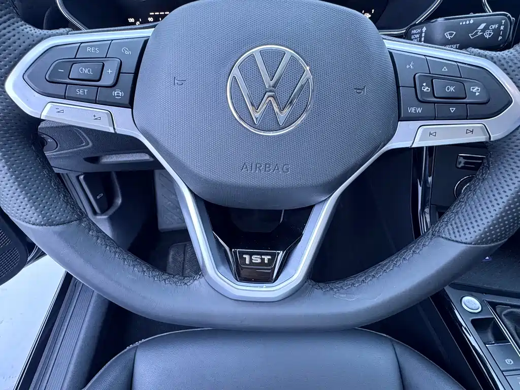 Volkswagen Passat 2023 — фото 10
