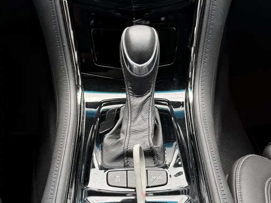 Cadillac ATS-L 2019 — фото 12