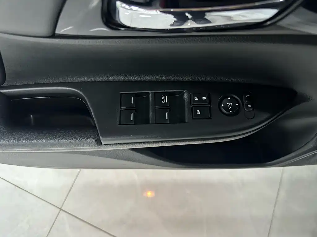 Honda Accord 2018 — фото 13