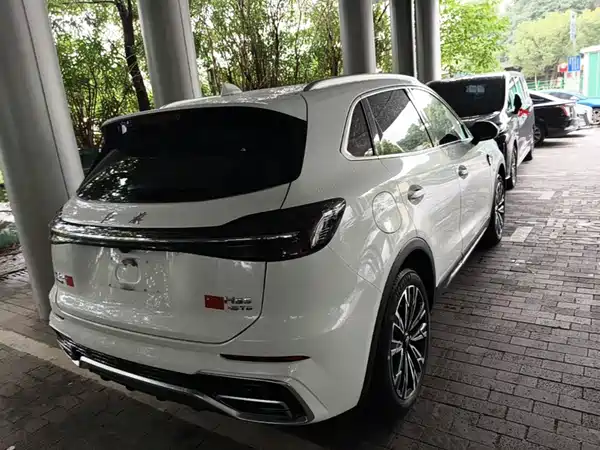 Hongqi HS5 2024