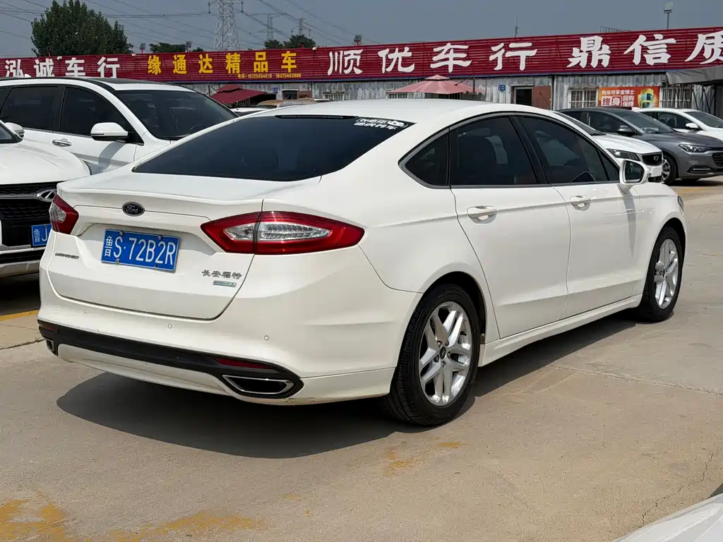 Ford Mondeo 2014 — фото 6
