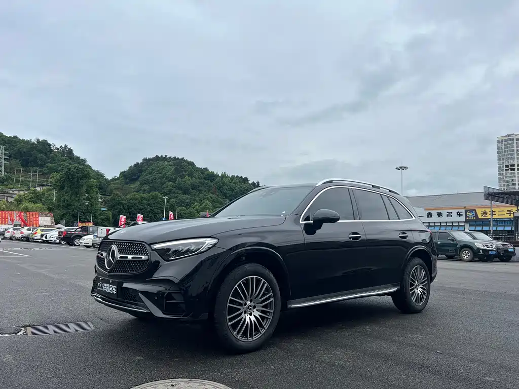 Mercedes-Benz GLC 2026