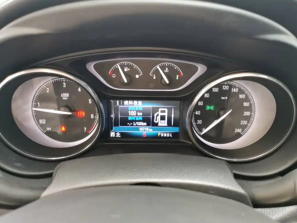 Buick Envision Plus 2019 — фото 12