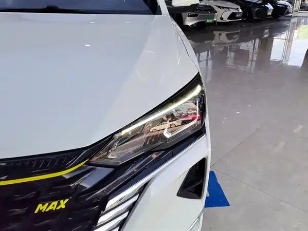 Dongfeng Yixuan MAX 2023