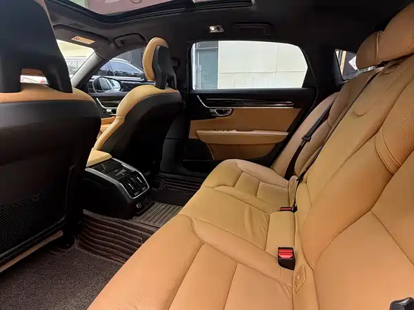 Volvo S90 2018
