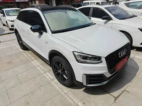 Audi Q2L 2021