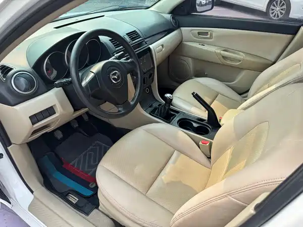 Mazda 3 2012