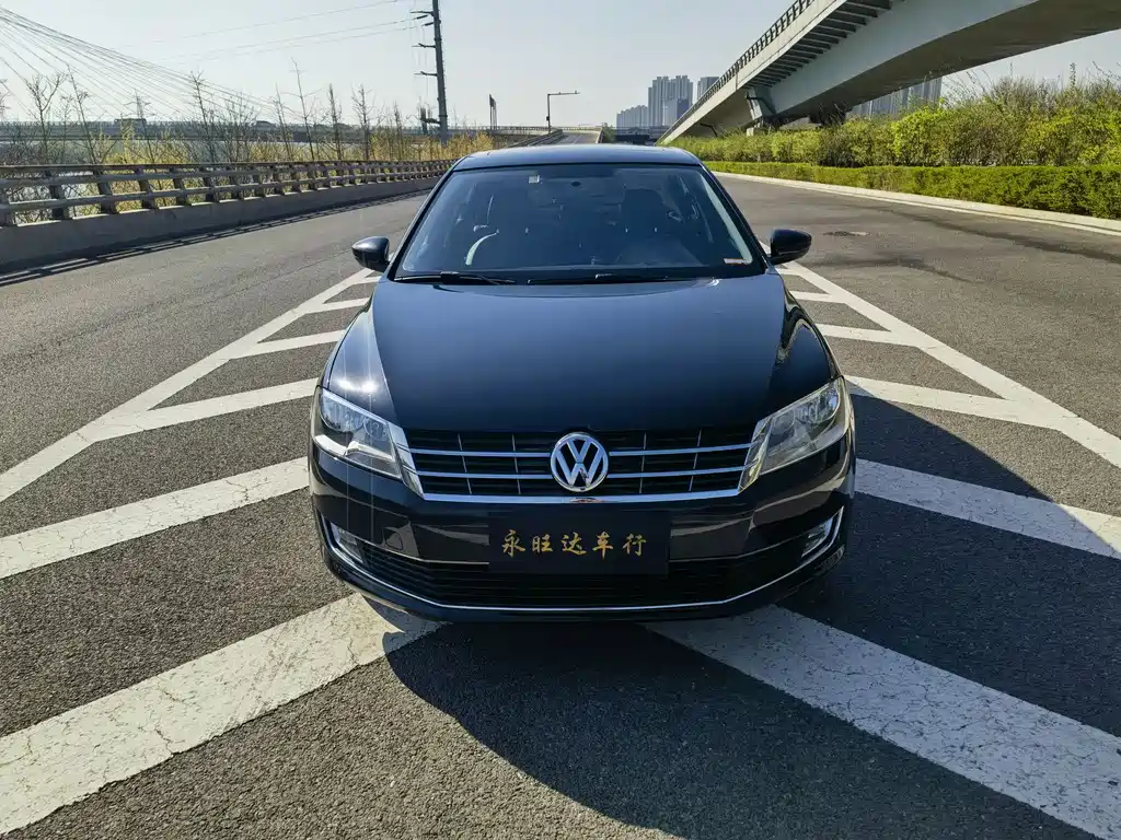 Volkswagen Lavida 2015 — фото 2
