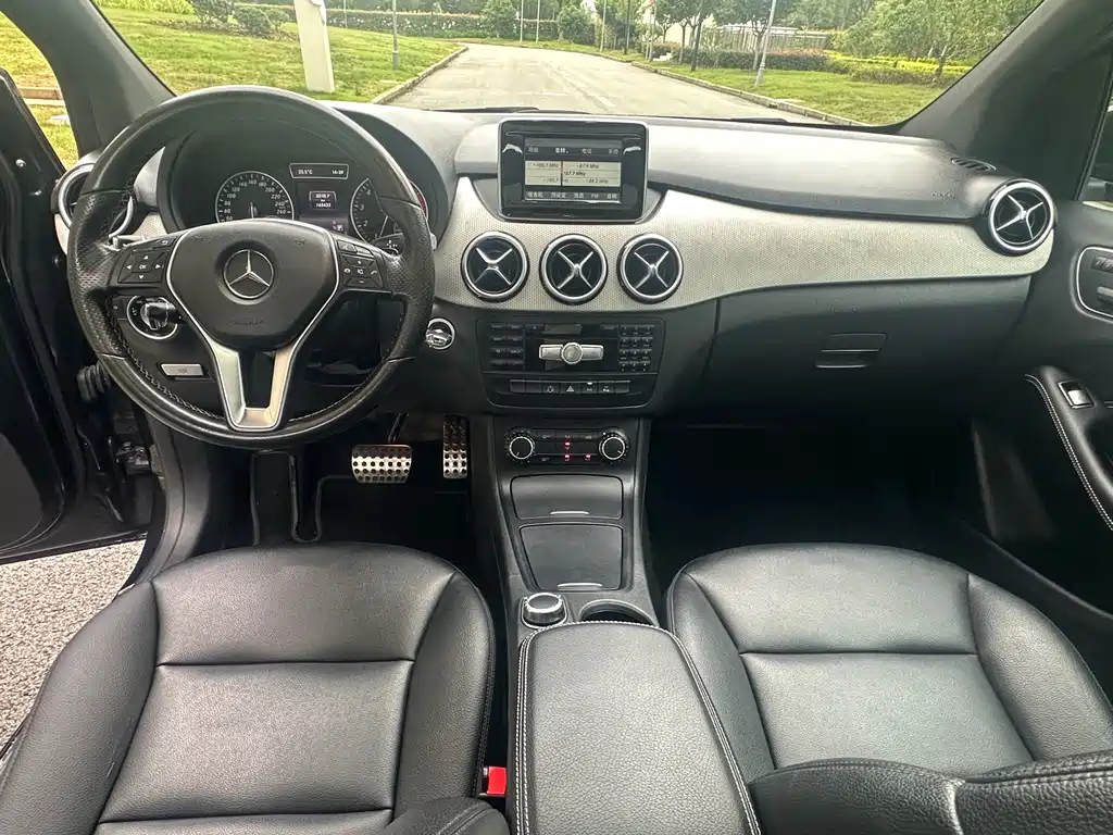 Mercedes-Benz B-Class 2015 — фото 10
