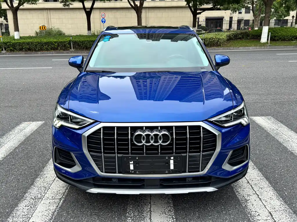Audi Q3 2019 — фото 2