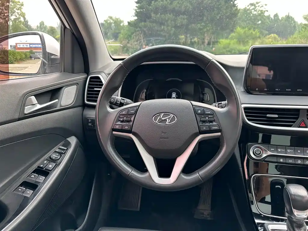 Hyundai Tucson 2020 — фото 21