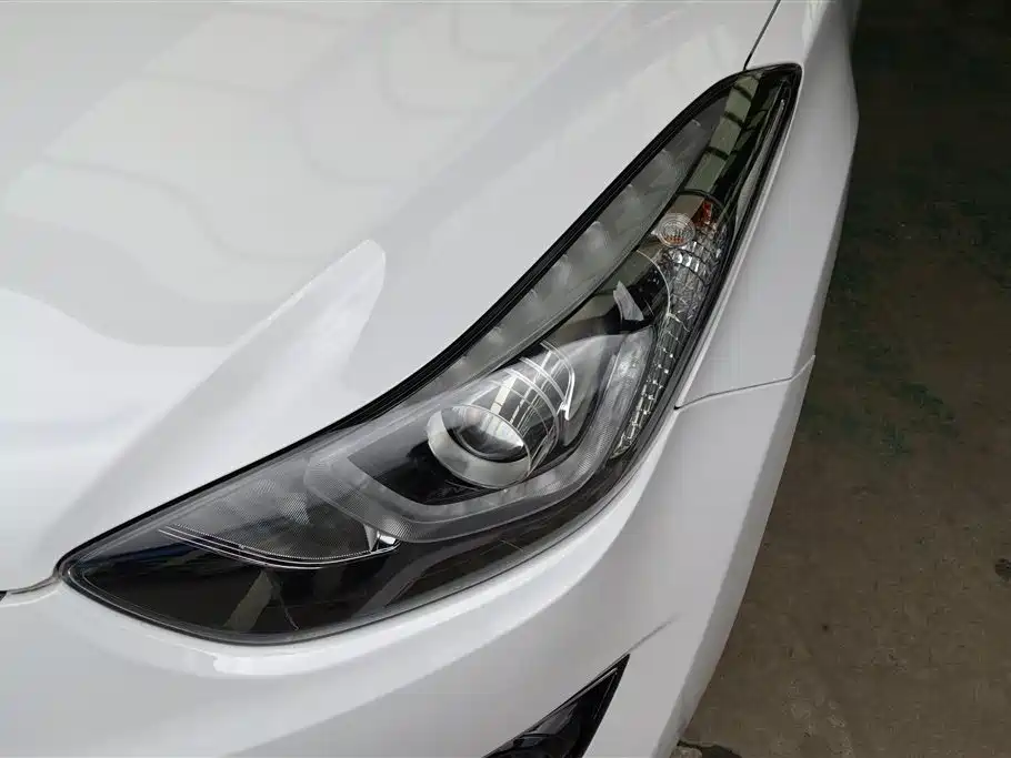 Hyundai Elantra Langdong 2017 — фото 5