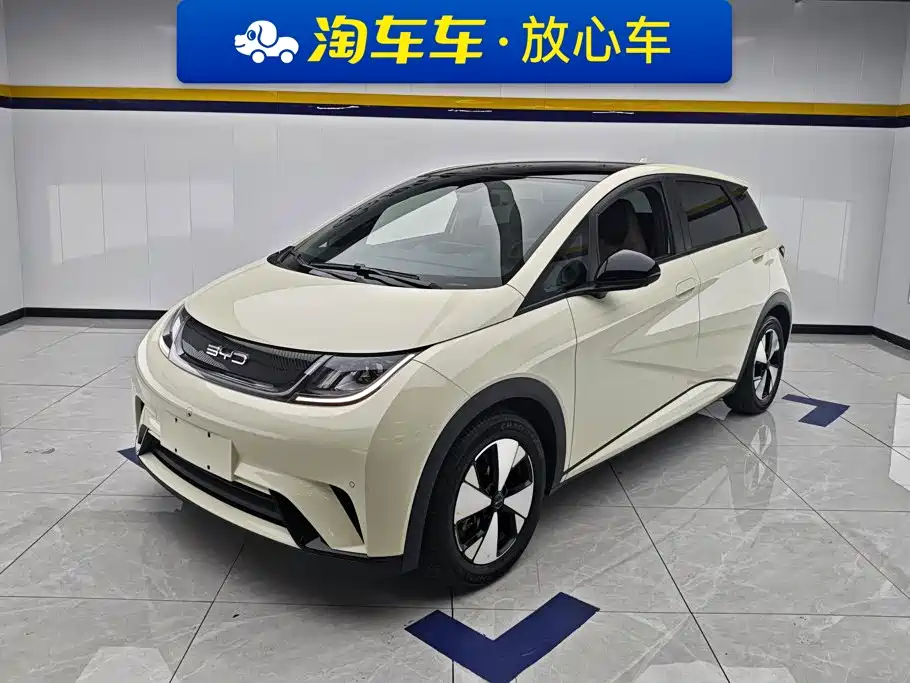 BYD Dolphin 2023 — фото 1