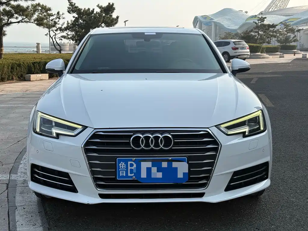 Audi A4L 2018 — фото 6